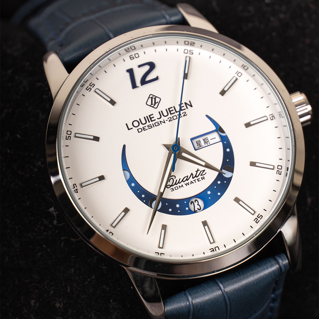 Elegant Luminous Moonphase Ur