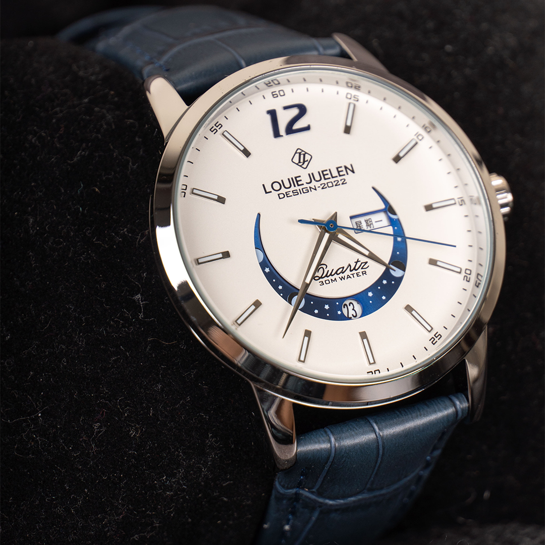 Elegant Luminous Moonphase Ur