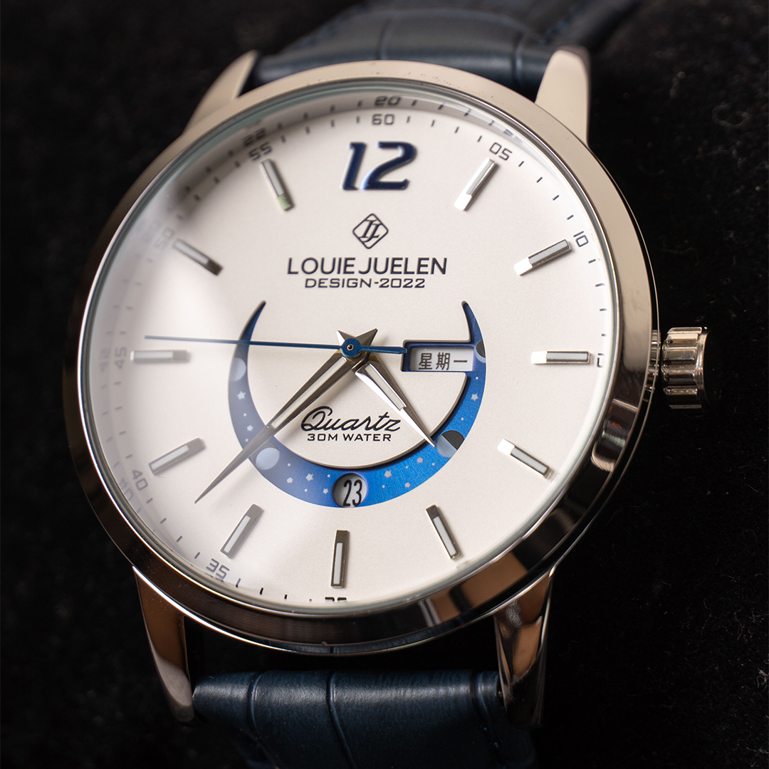 Elegant Luminous Moonphase Ur